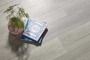 karndean wood-effect luxury vinyl flooring planks